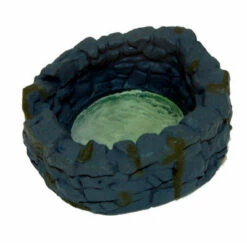 Crown Of Fangs Dressing: Well (R)